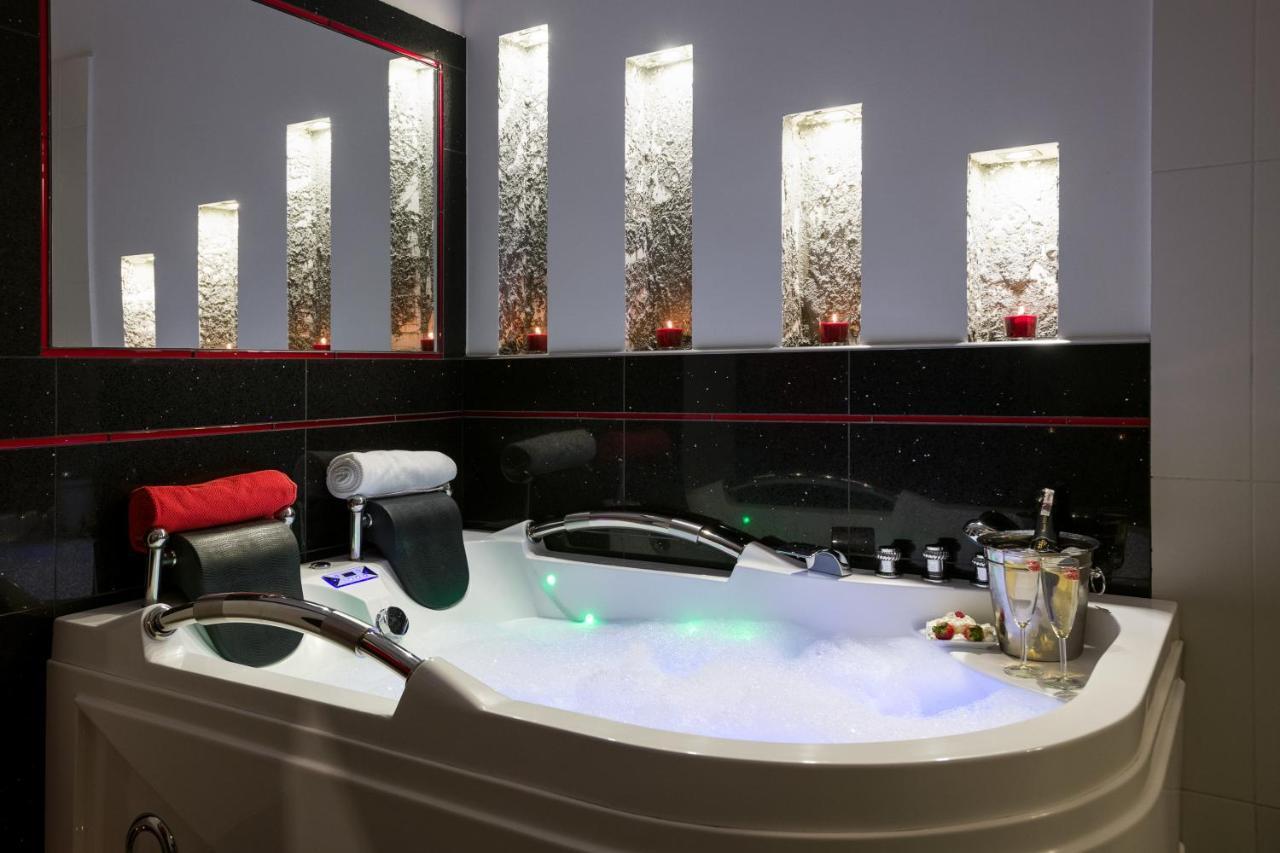 Komorowski Luxury Guest 4*
