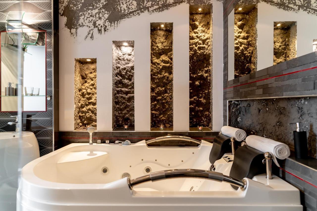 Komorowski Luxury Guest Aparthotel 4*