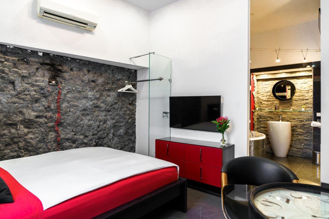 Komorowski Luxury Guest