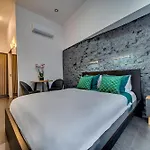 Komorowski Luxury Guest Rooms